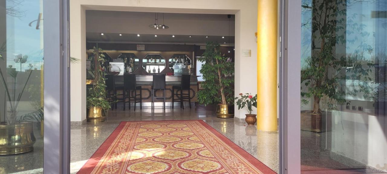 Altedo Hotel Paradiso מראה חיצוני תמונה