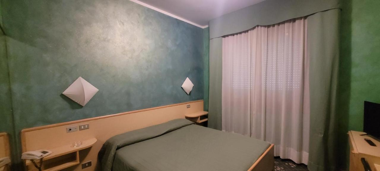 Altedo Hotel Paradiso מראה חיצוני תמונה