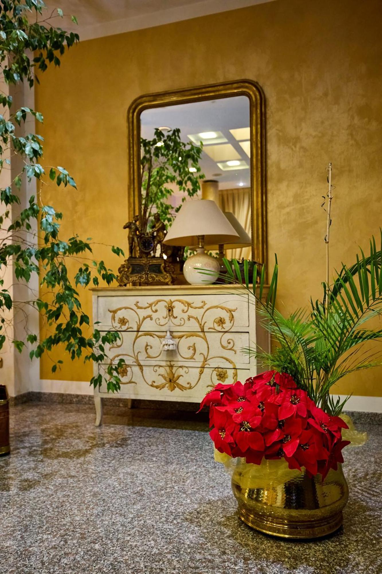 Altedo Hotel Paradiso מראה חיצוני תמונה