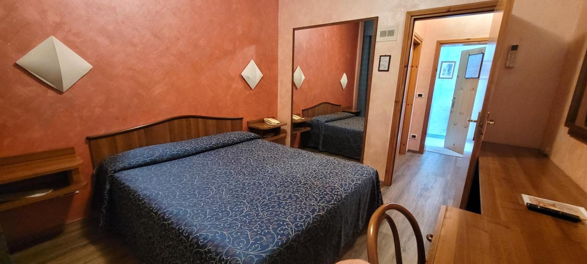 Altedo Hotel Paradiso מראה חיצוני תמונה