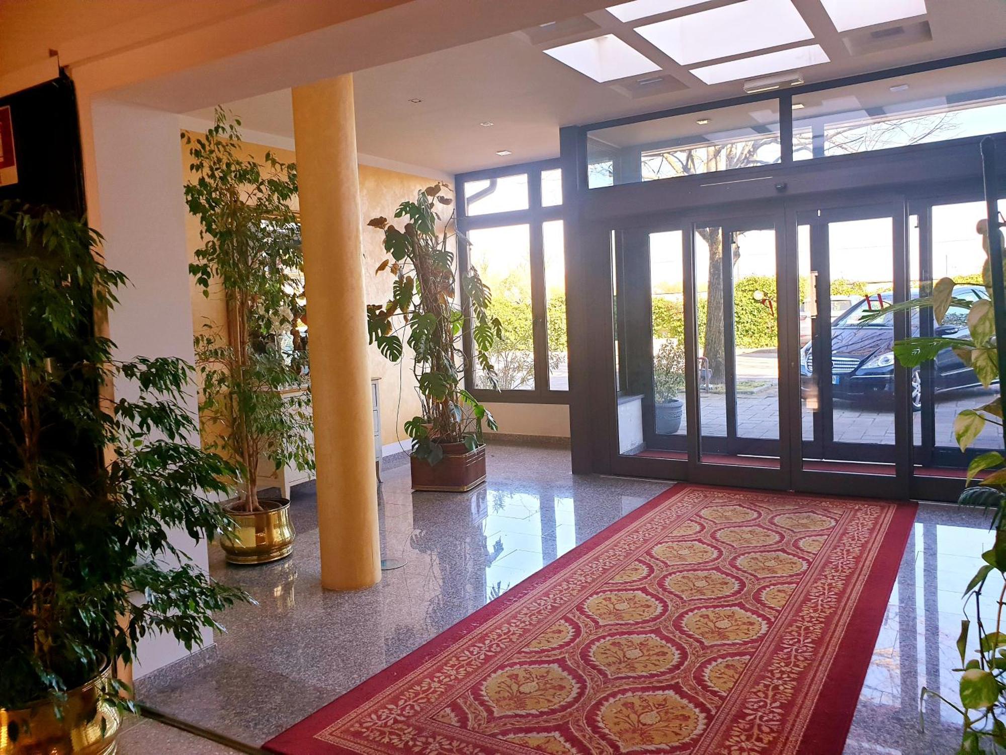 Altedo Hotel Paradiso מראה חיצוני תמונה