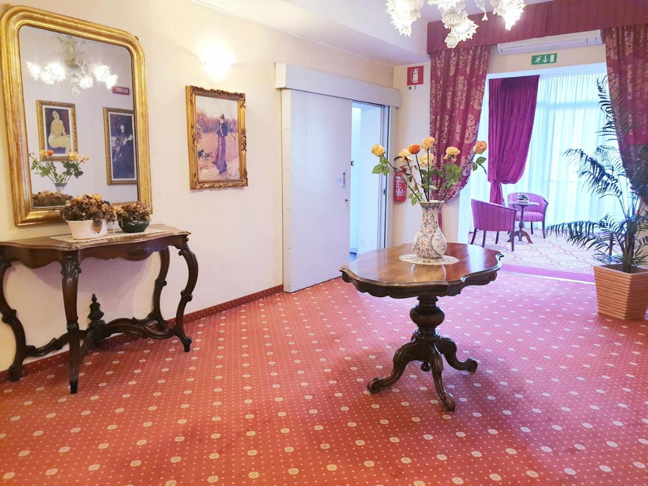 Altedo Hotel Paradiso מראה חיצוני תמונה